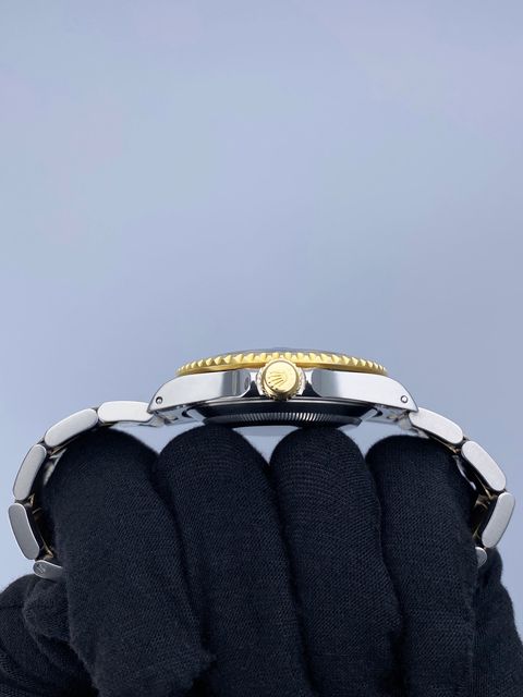 Rolex Submariner 16613 Image 4